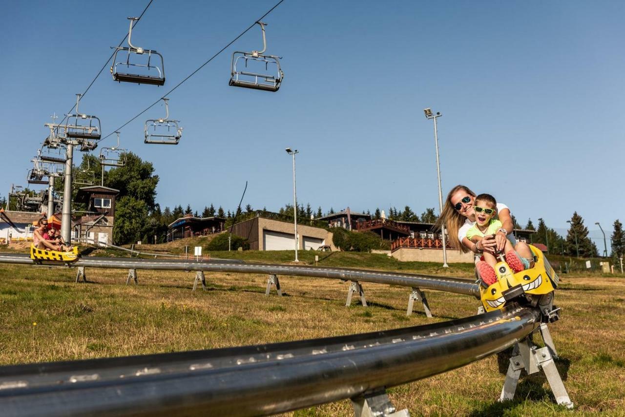 Penzion Studanka, Kliny Hotell Exteriör bild