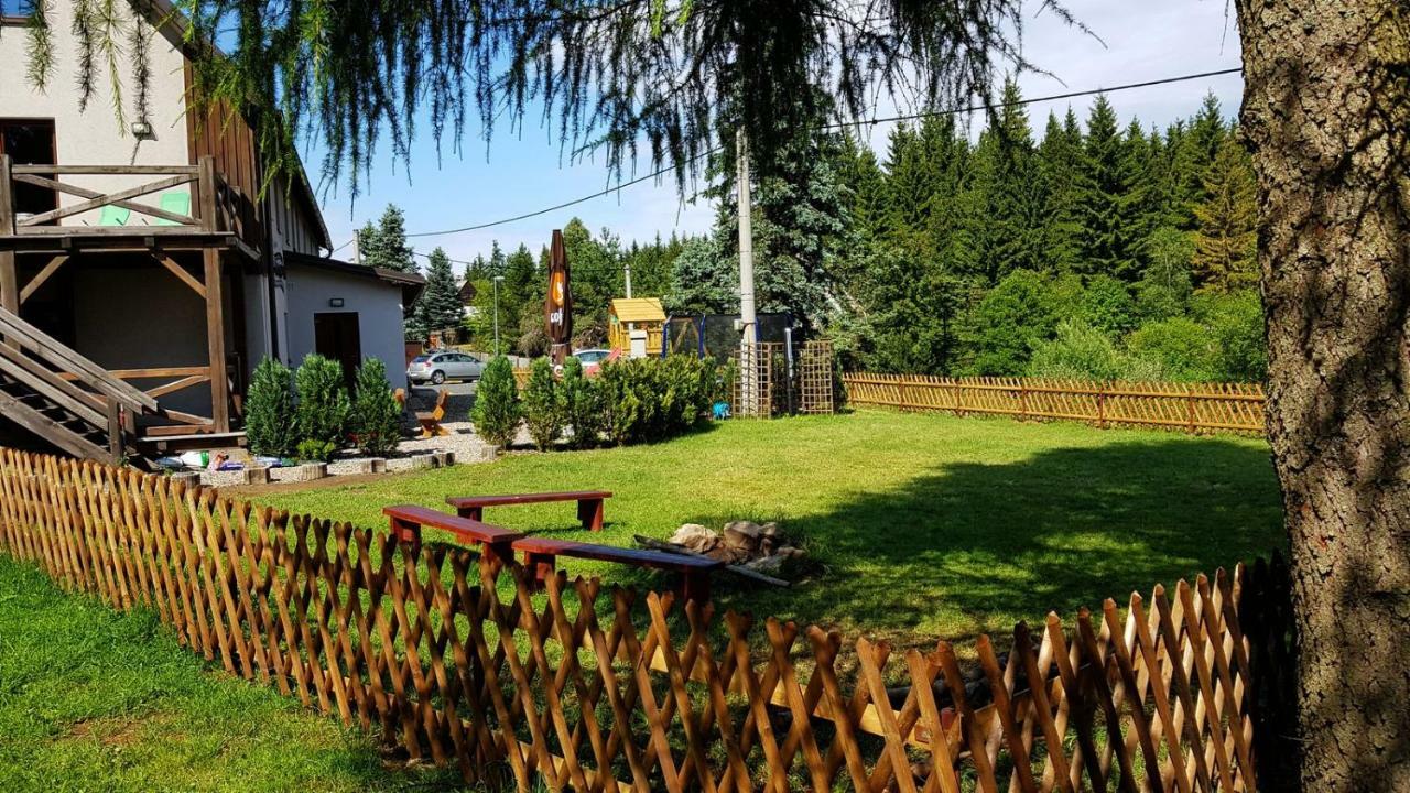 Penzion Studanka, Klíny Exteriör bild